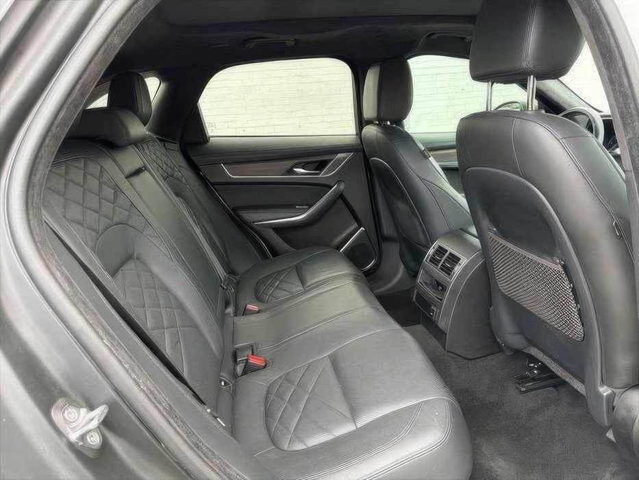 Jaguar F-PACE P250 S      2022