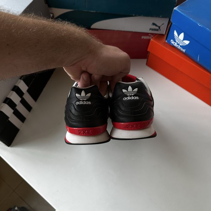 Adidas ZX кросівки чорні оригінал справжна шкіра розмі 44 черная