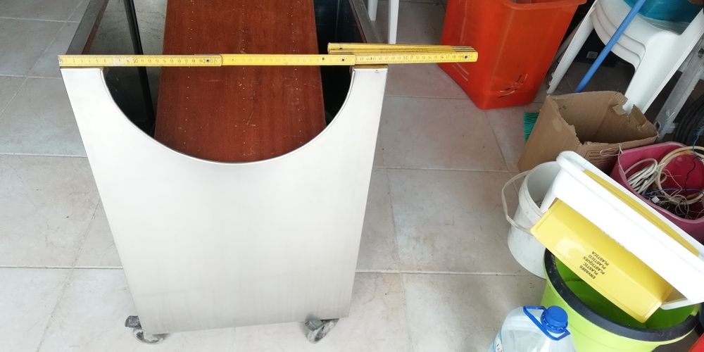 Tulha inox com rodas