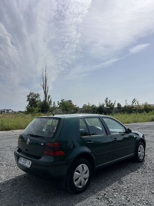 Volkswagen Golf 4 2000рік 1.6 АВТОМАТ