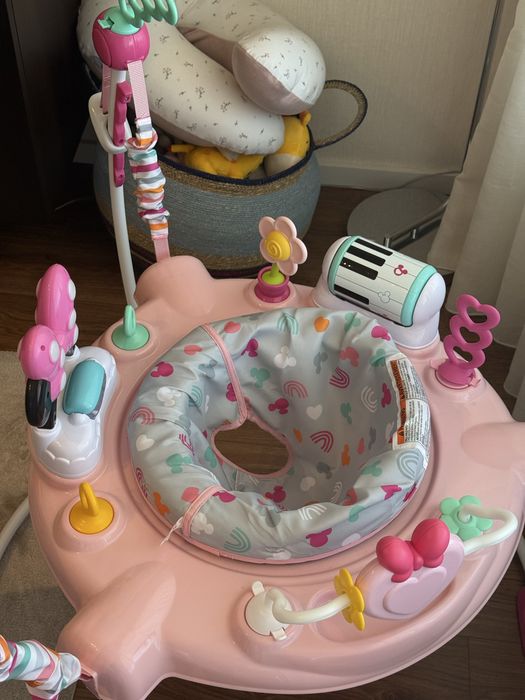 Pula pula Novo com caixa Minnie