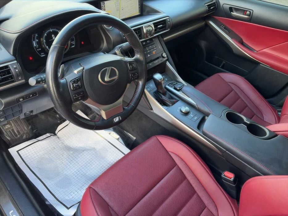 Lexus IS 300      2017