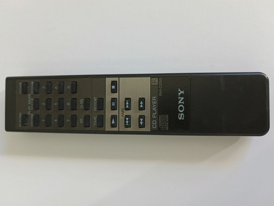 Sony RM-D295 pilot do CD SONY. Oryginał.