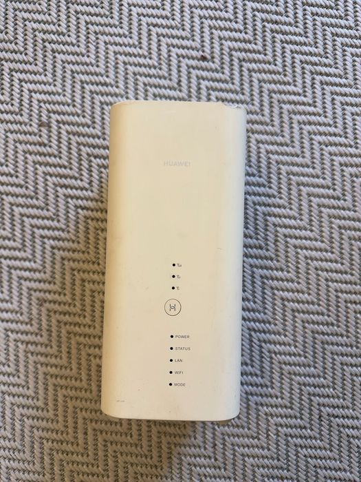 Router na kartę sim Huawei B-818-262 faktura vat 23%