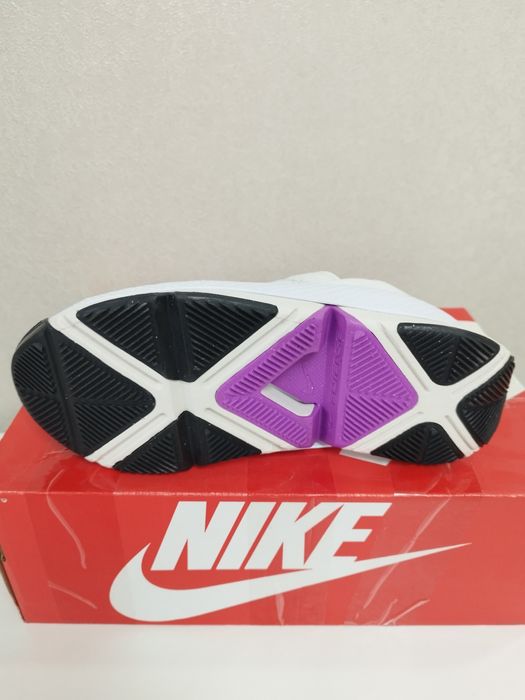 Кросівки Nike нові