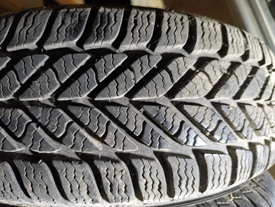 Opony Zimowe 185/65 R15