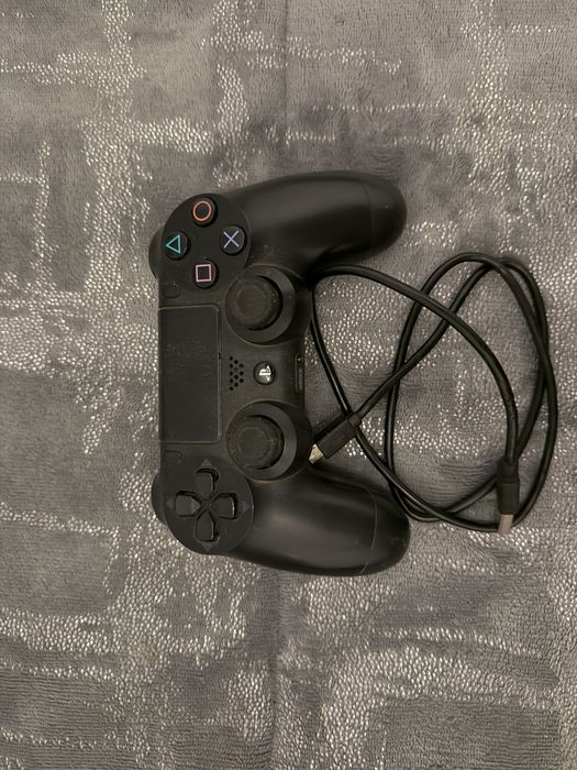 Vendo Ps4 como nova