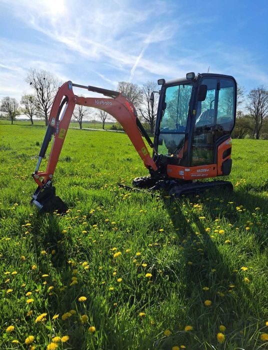 wykop ziemia minikoparka Kubota kx019 1.9t