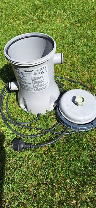 Pompa filtrująca 
Pompa filtrująca do basenów 3028L/h
Pompa filtru