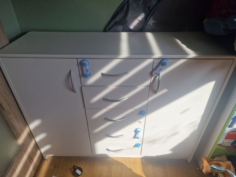Komoda za darmo  stan dobry