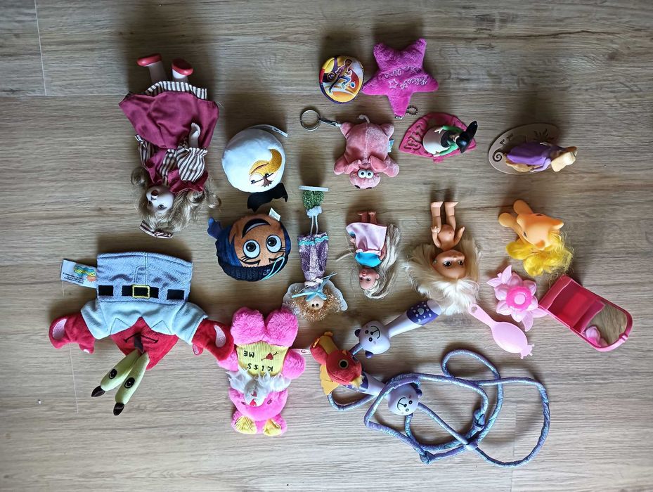 Vários brinquedos