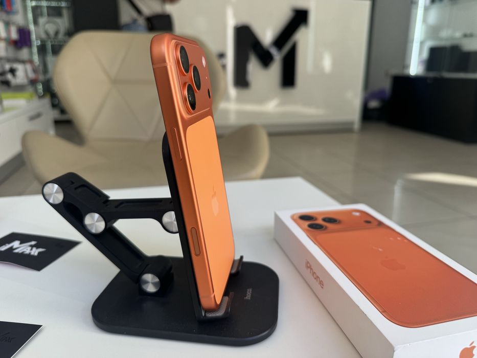 iPhone 17 Pro, 17 Pro Max 256, 512, 1Tb, 2Tb Orange, Blue, Silver