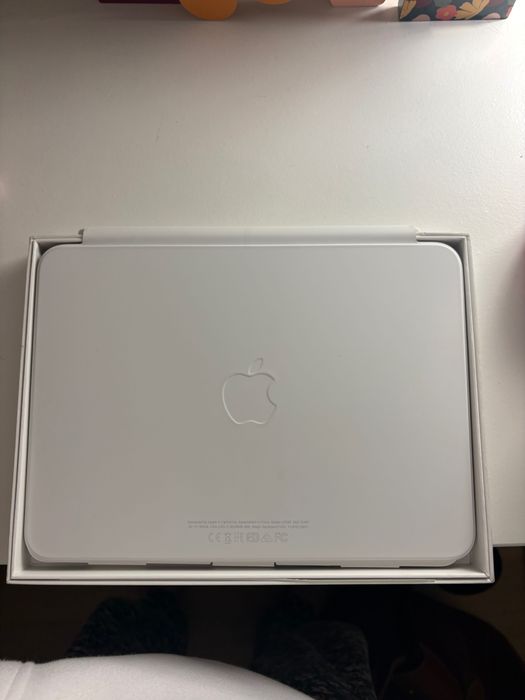 Teclado IPad A16 (11 geração) Apple