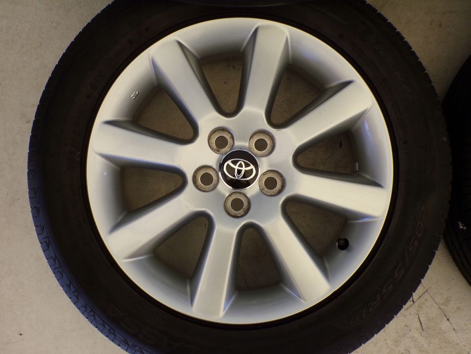 felgi aluminiowe do toyota prius avensis 5x100 et35