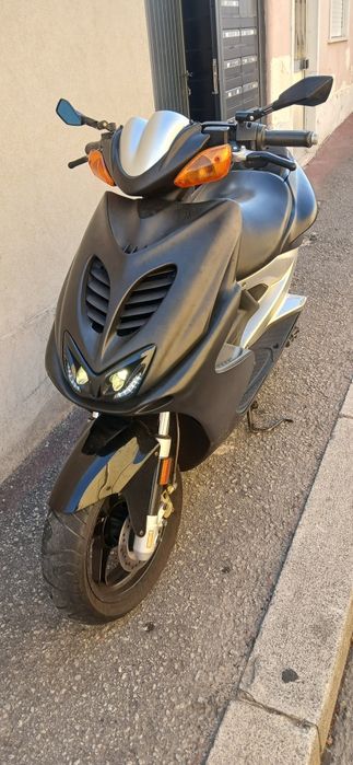 Vendo yamaha Aerox, Piaggio zip