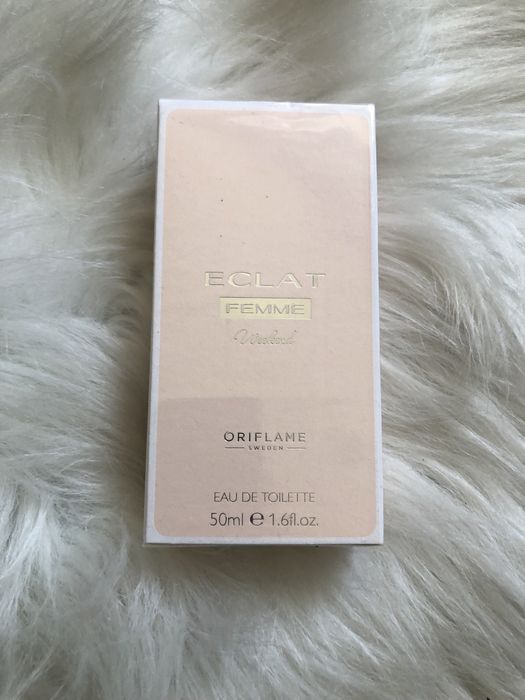 Woda perfumowana Eclat Femme Weekend.