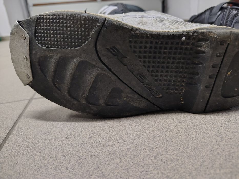 Dziecięce buty motocrossowe Gearne SGJ 34