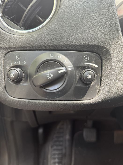 Ford Mondeo  1.8 Tdci titanium
