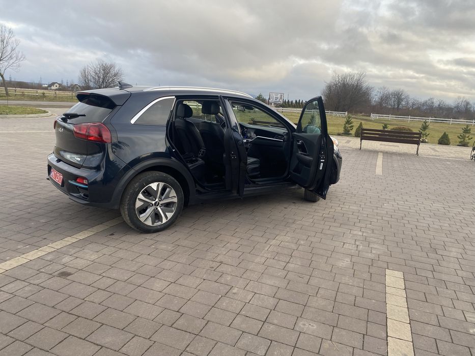 Kia niro EX 2022 рік (рест)
