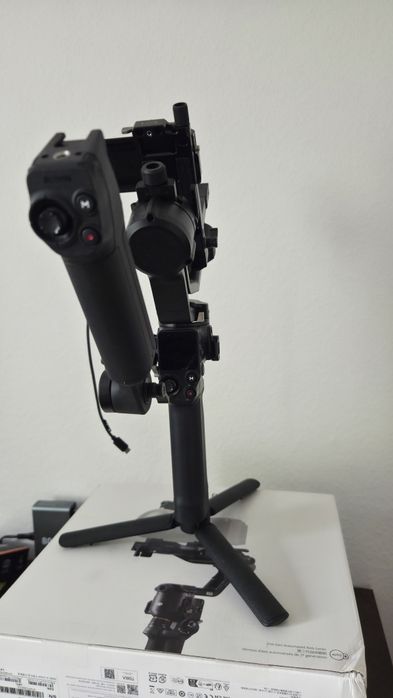 Gimbal dji rs5 combo
