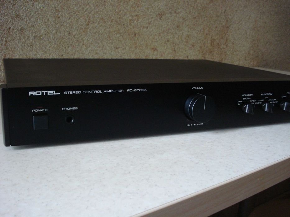 Підсилювач попередник "Rotel" RC-870BX, RA-713