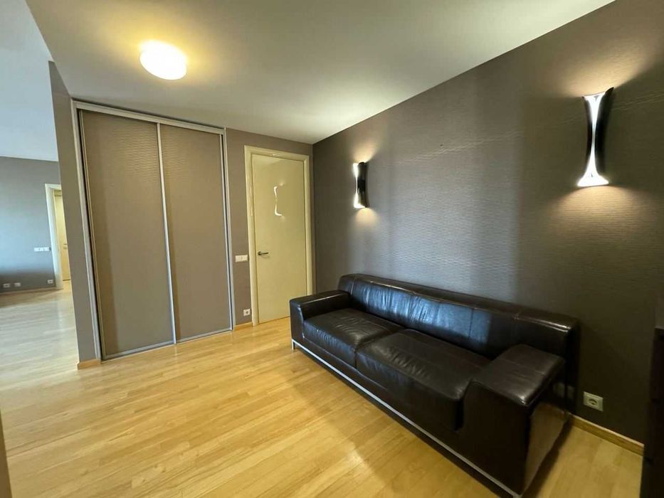 Продам 4к квартиру в ЖК Парковый (в парке Глобы)