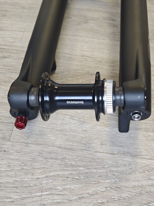 Amortyzator SR Suntour Max 32 Air do koła 28"