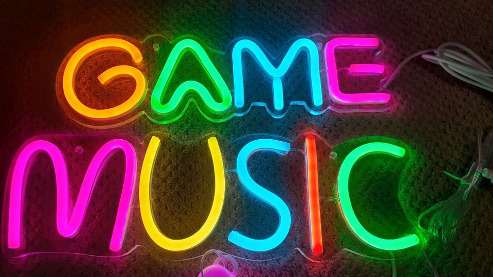 Неоновая вывеска табличка на подарок