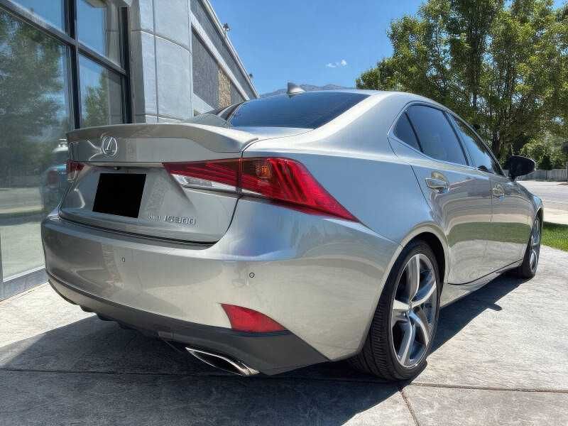 2017 Lexus IS 300