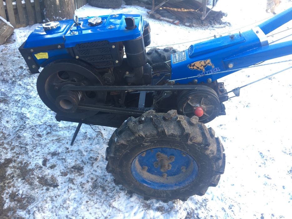 Продам мотоблок зубр 10 кс