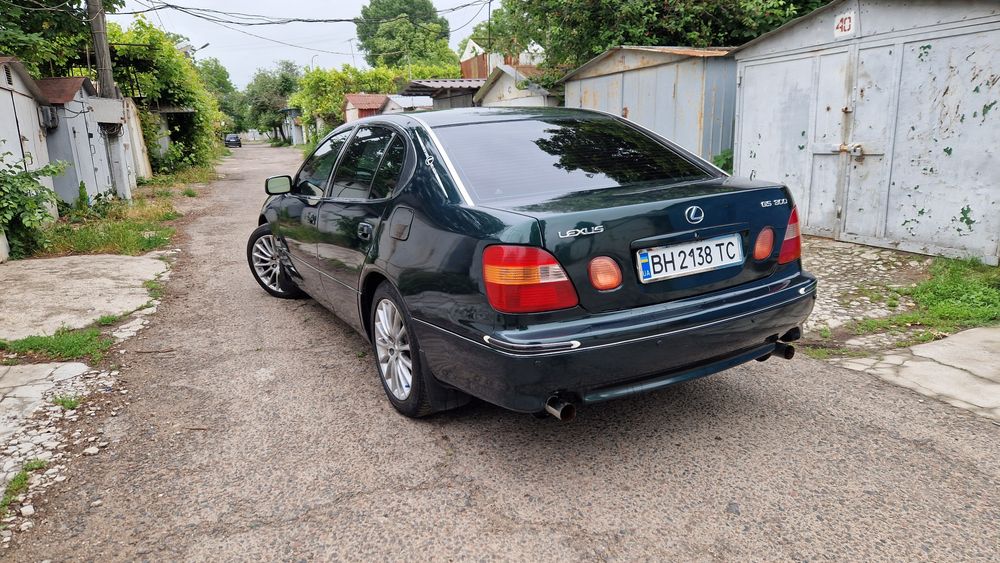 Lexus gs 300 газ-бенз