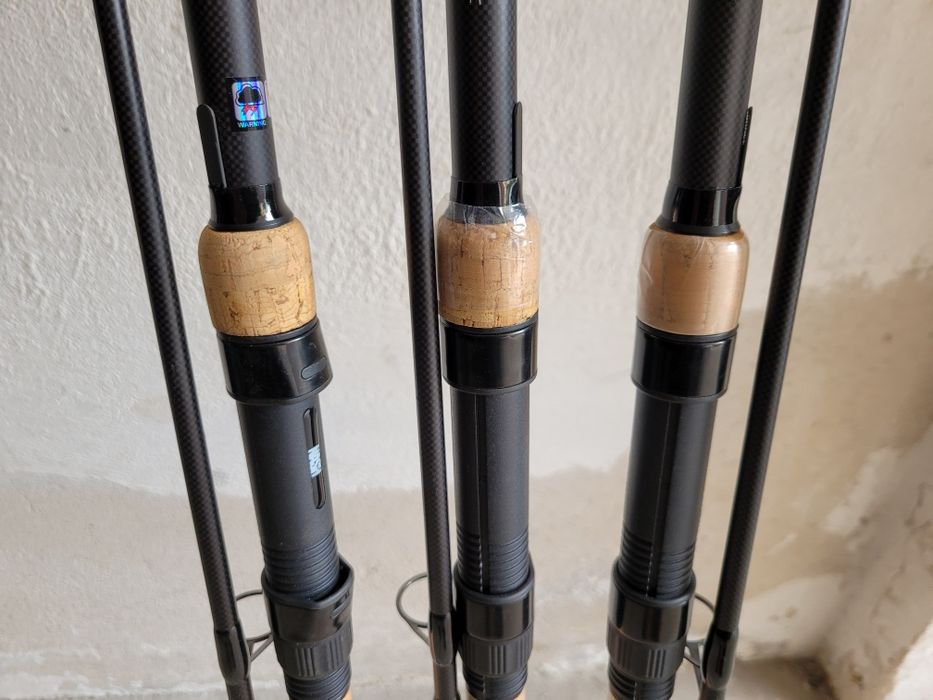 3xNash Dwarf 10ft 3lb + Nash Dwarf 10ft 3 Rod Skin
