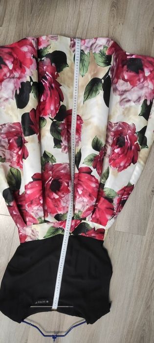 Сукня з великими червоними квітами, плаття, платье красное