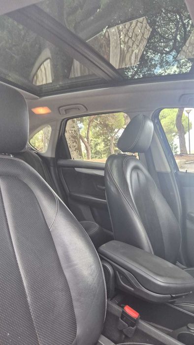 BMW 225xe - Pack M