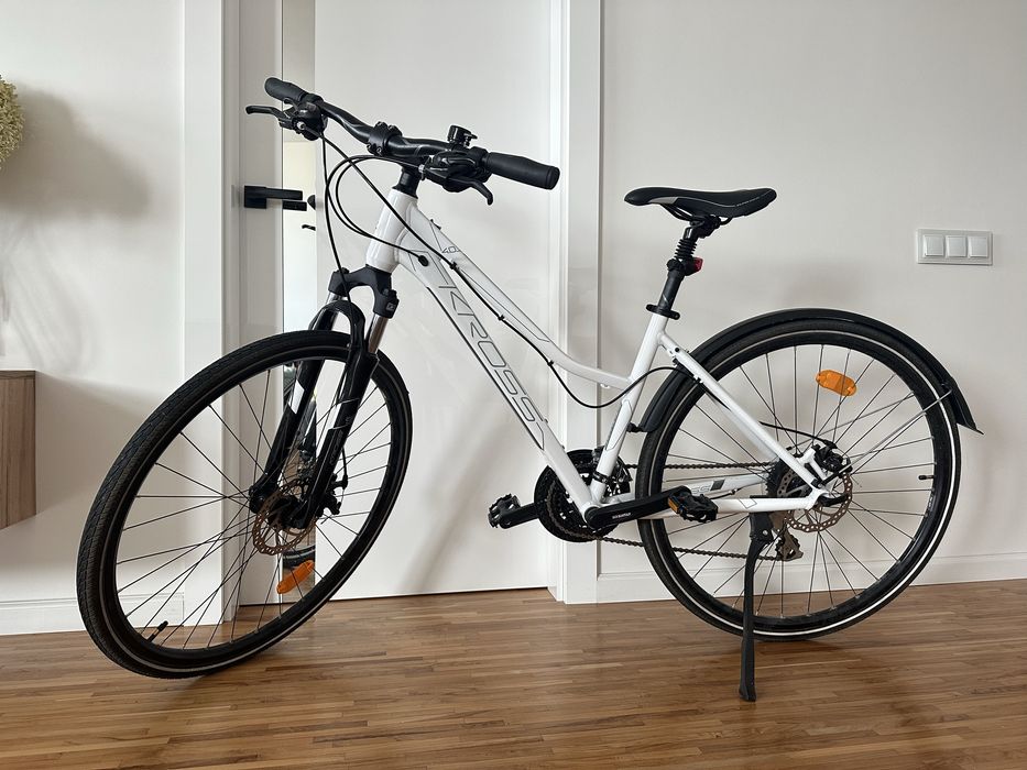 Rower damski biały Kross Evado 4.0 biały