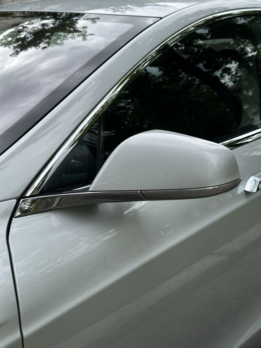 Tesla Model S  75 ( Тесла )