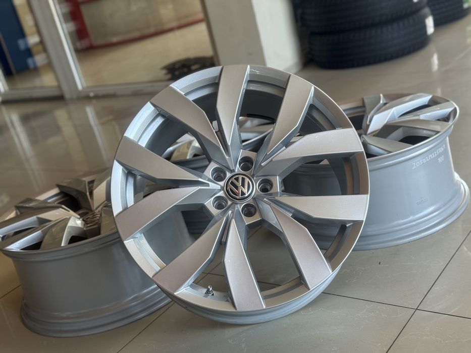 Диски оригінал Touareg R20/5/112 760601025C