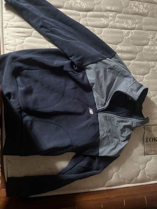 Продам кофту New Balance