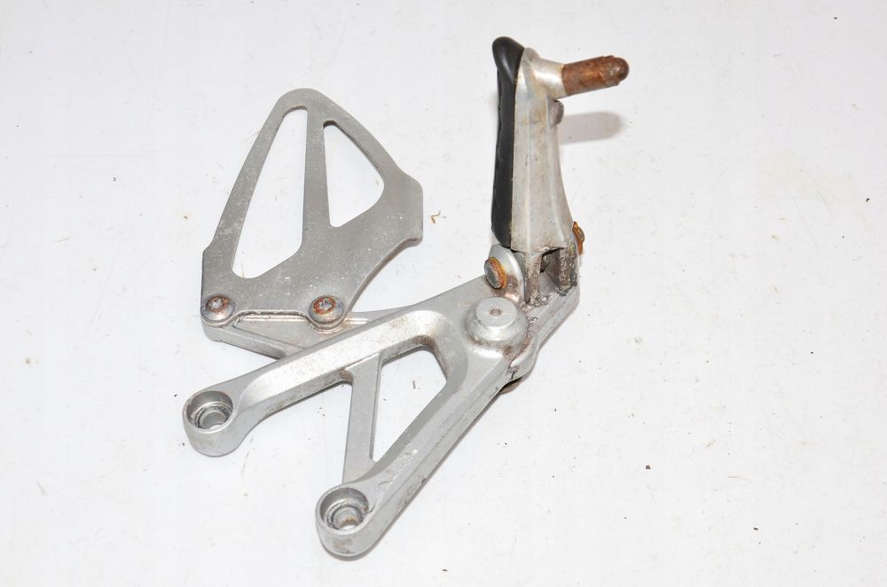 Set Lewy Podnóżek Kierowcy Honda CBR 600 F4 PC35
