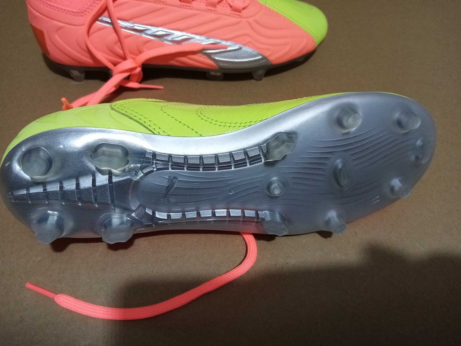 buty piłkarskie korki Puma One 20.3 FG/AG 38