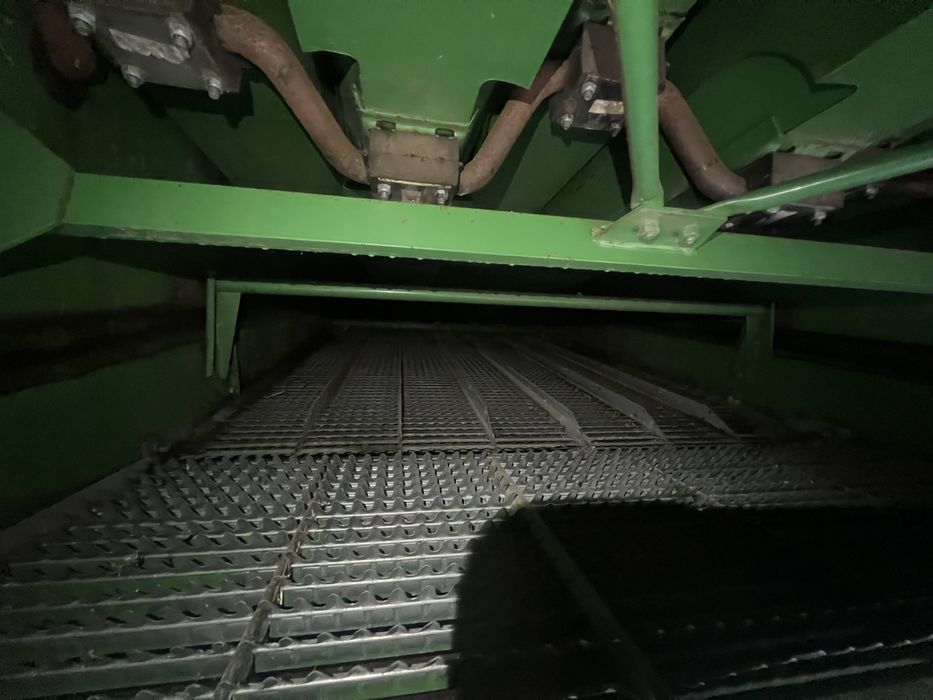 Свіжопривезений комбайн John Deere 1075 жатка 4,2м