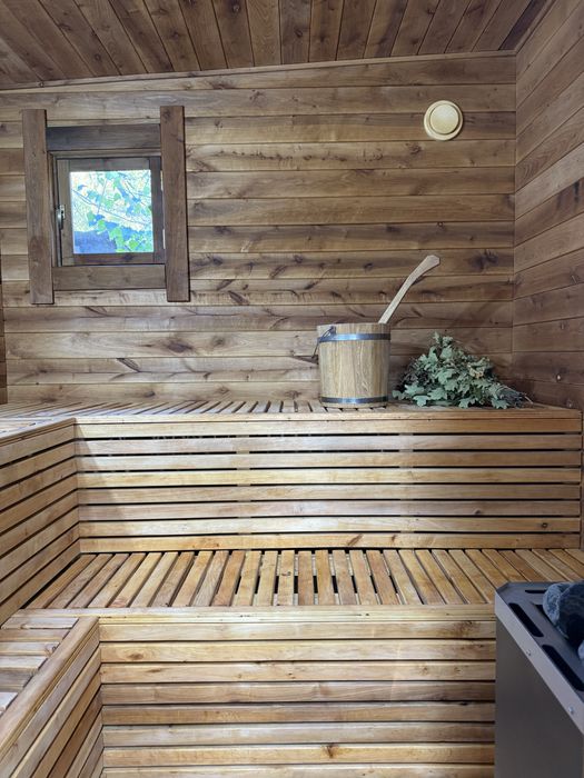 Подобово будинок з чаном та сауною біля озера і лісу Koshara_chalet