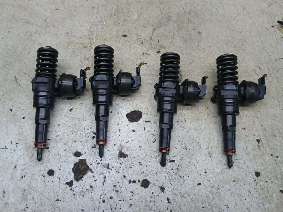Pompowtryskiwacze BOSCH 0414720039 / 038130073AL 1.9TDI AWX AVF ASZ Passat B5 Golf IV Leon I Toledo II Audi A3 8L