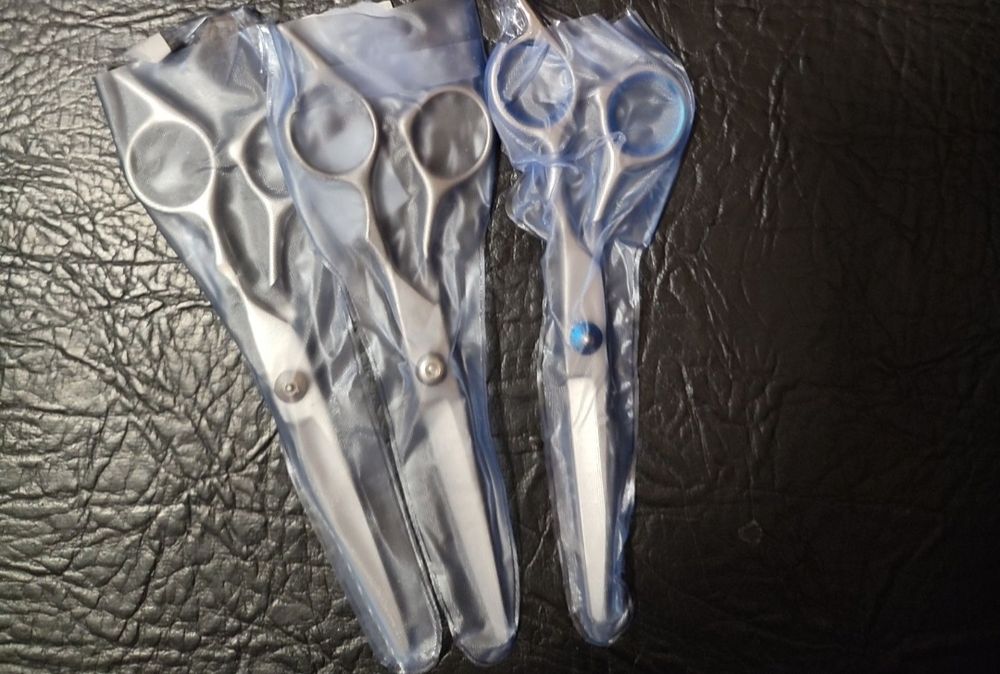 Перукарські ножниціі  філіровочні