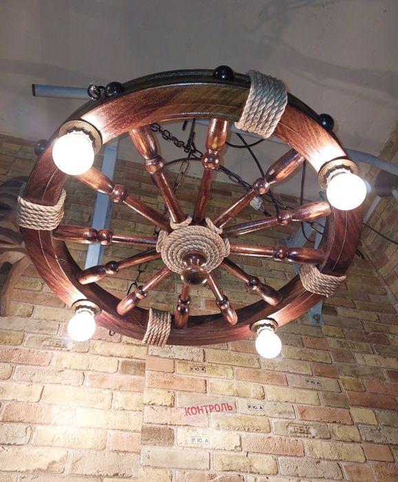 Стельовий світильник  колесо люстра старовина лофт колесо воза прядки