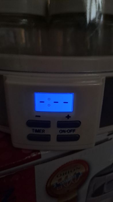Продам йогуртницю