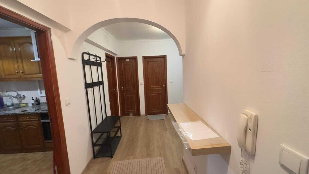 Quarto para Arrendar - Queluz