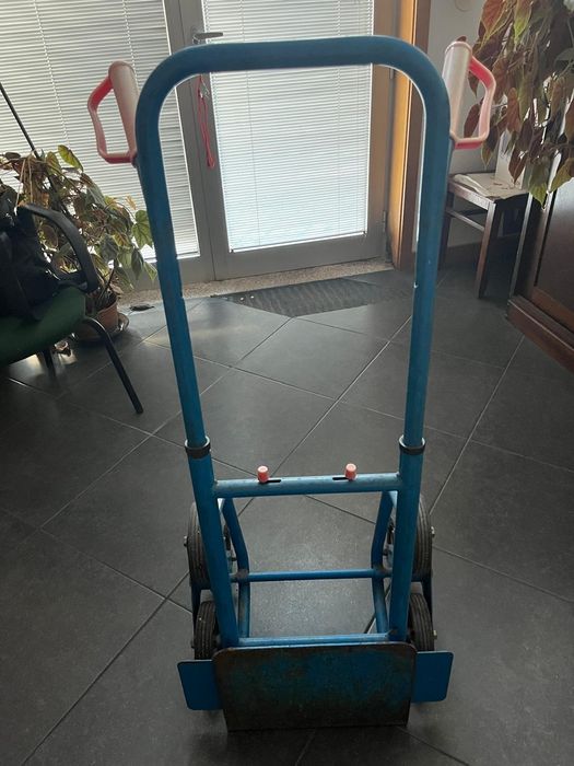 Carrinho para transporte de cargas