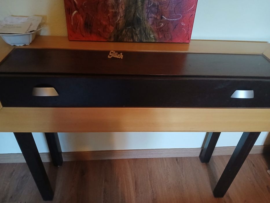 Aparador, mesa de apoio