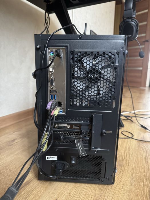 Комплект QUBE Ryzen 5 5500 + Монітор Samsung 32”